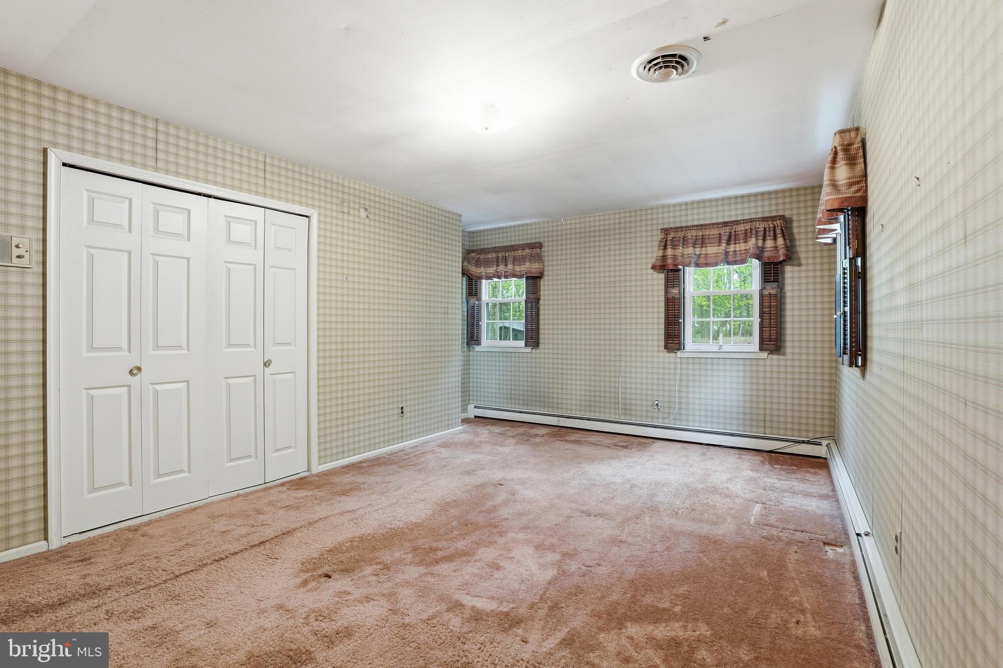 3858 DOGWOOD LANE