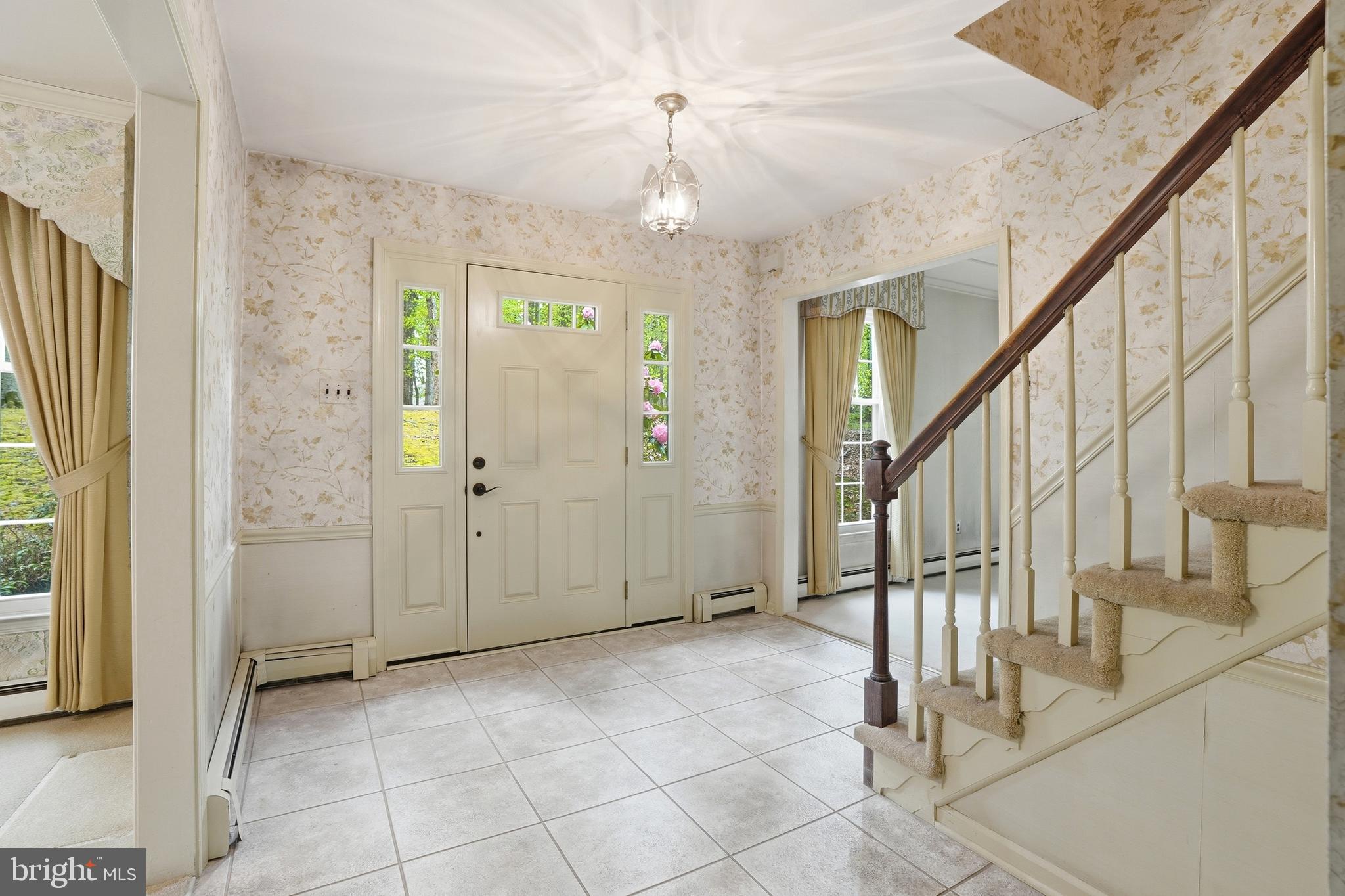 3858 DOGWOOD LANE