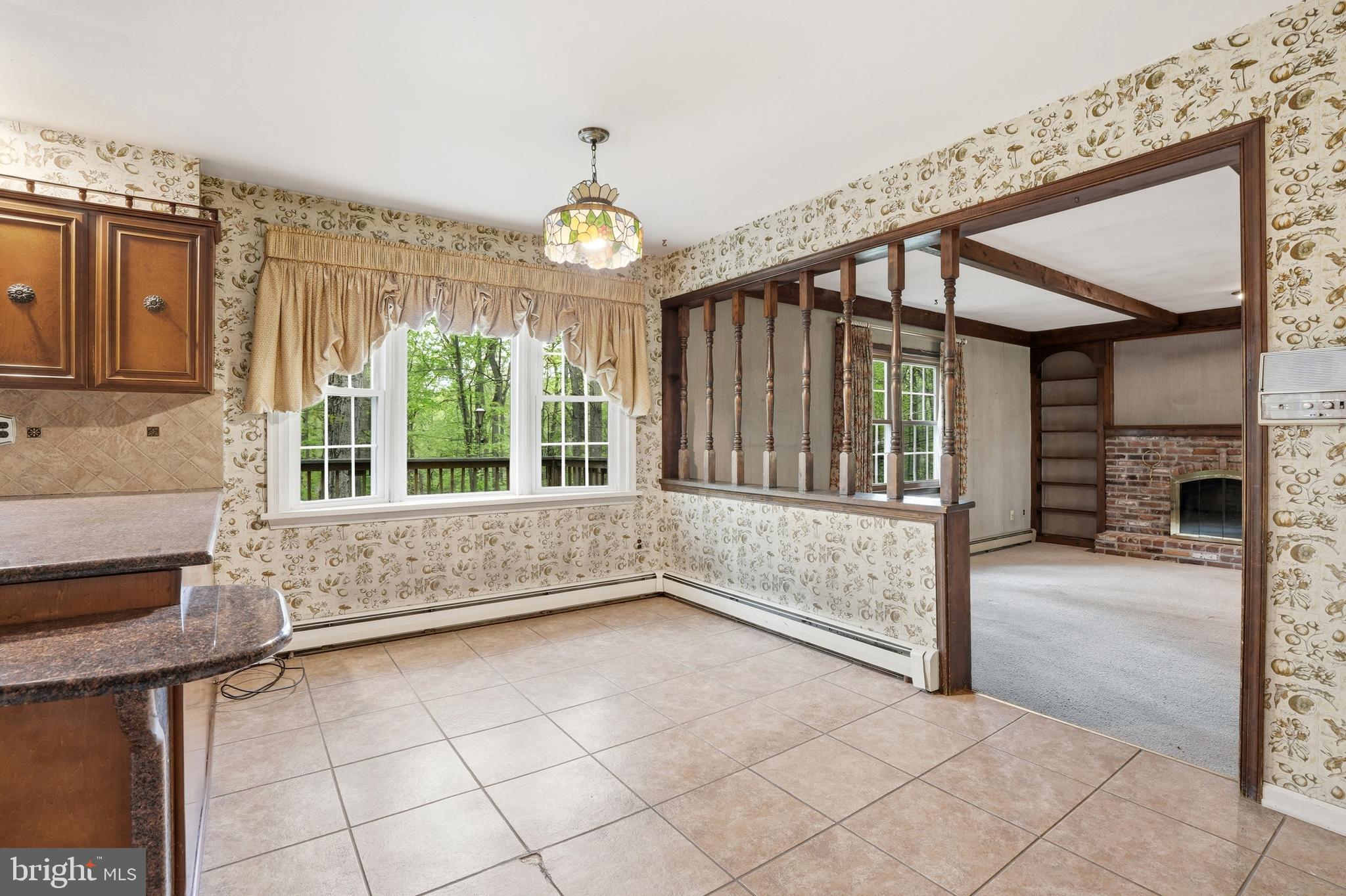 3858 DOGWOOD LANE