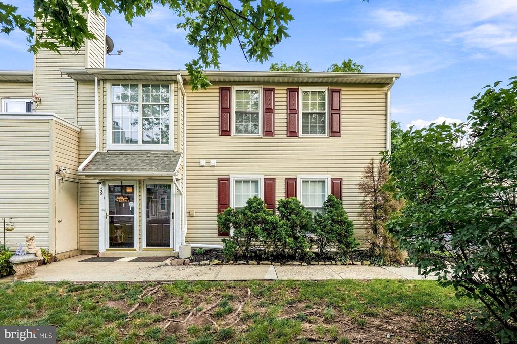 51 MEADOW LANE