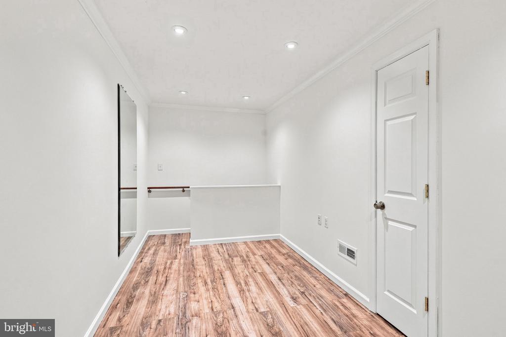 51 MEADOW LANE