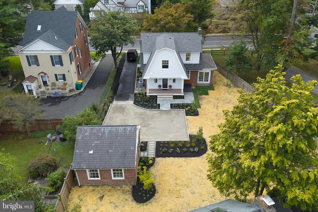 100 W BRIDGE STREET