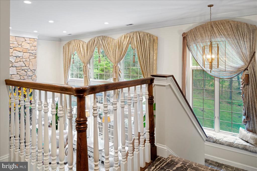 5 GLEN EAGLES DRIVE