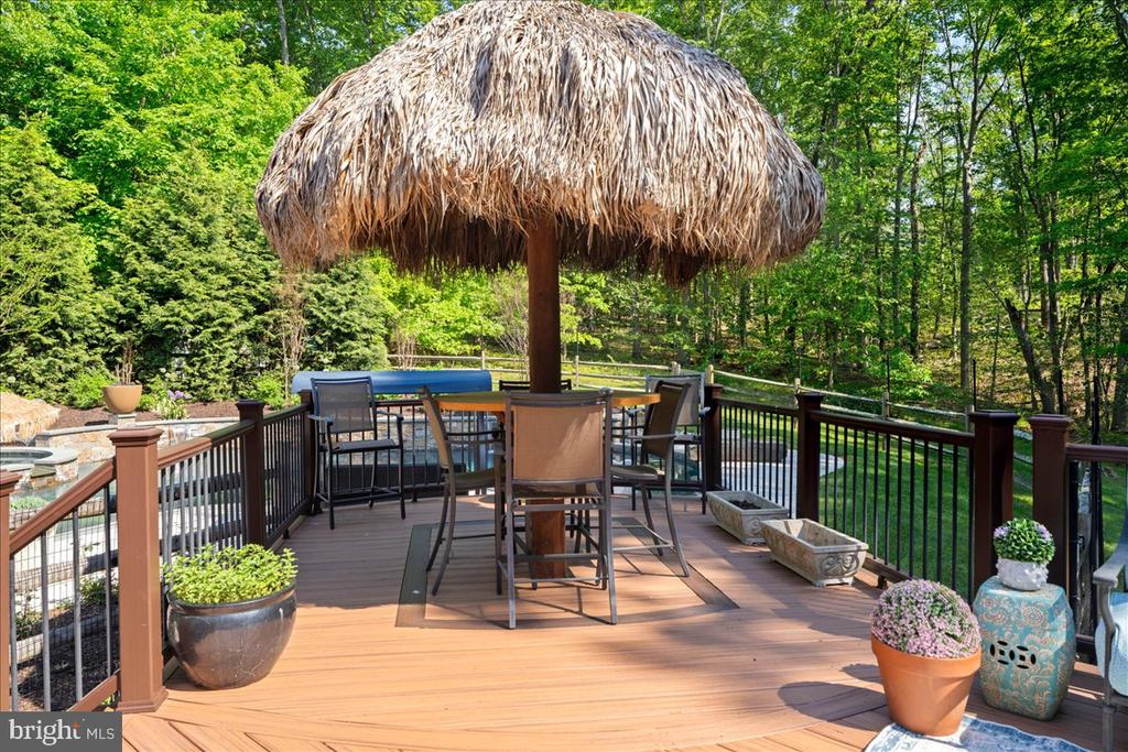 5 GLEN EAGLES DRIVE