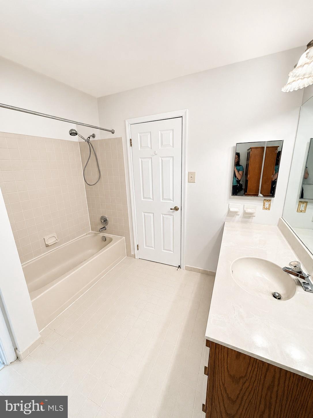 544 ATWOOD COURT