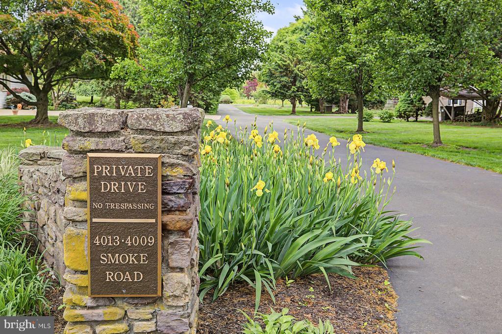4009 SMOKE ROAD
