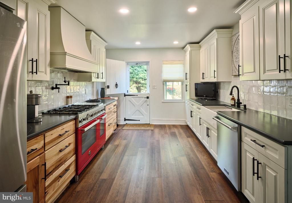 765 SWAMP ROAD