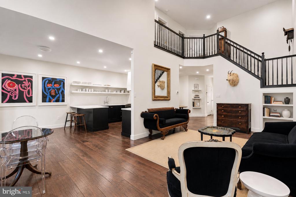 152 WOODSTREAM COURT