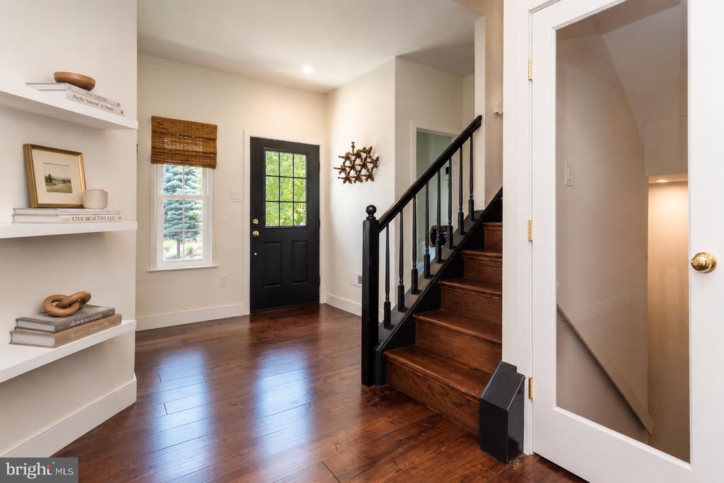 152 WOODSTREAM COURT
