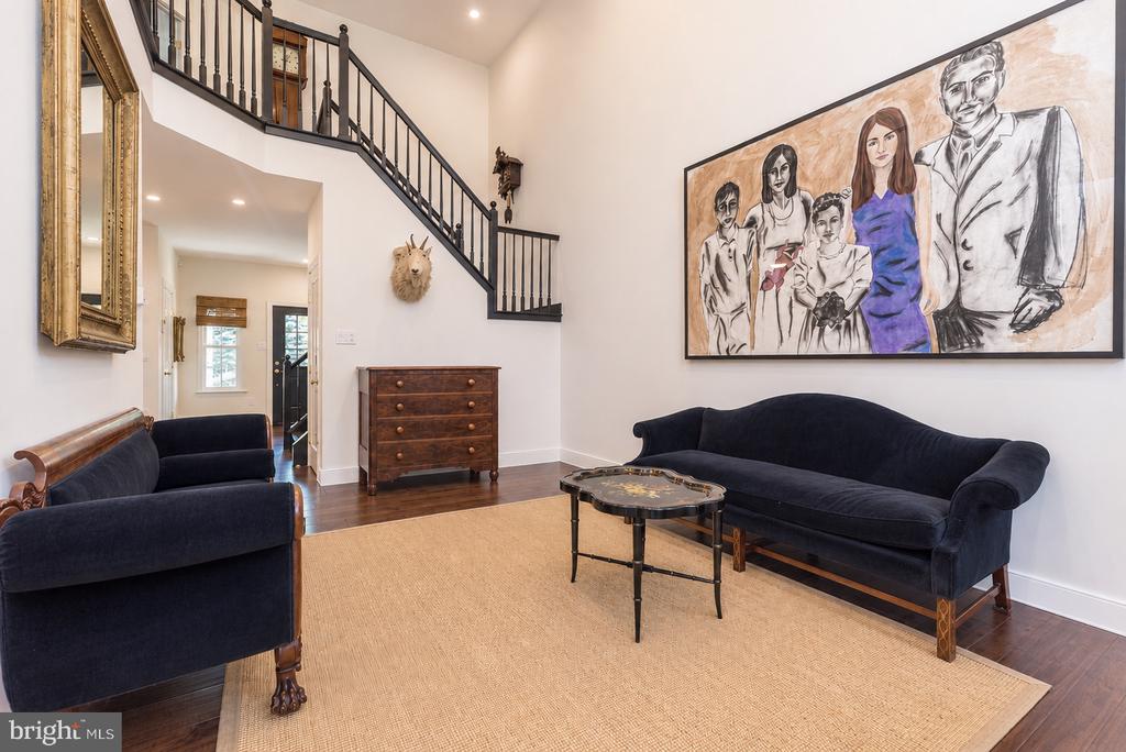 152 WOODSTREAM COURT