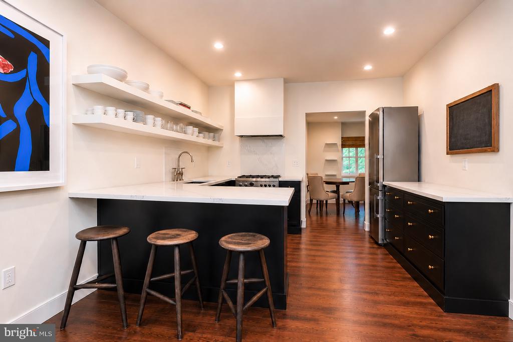 152 WOODSTREAM COURT