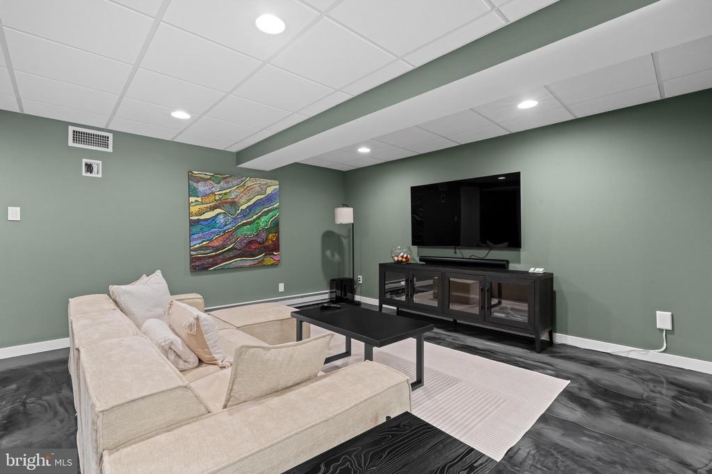 1506 PLEASANT VIEW ROAD