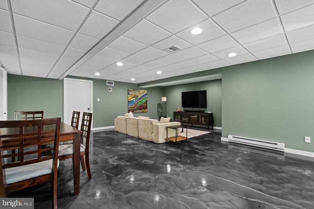 1506 PLEASANT VIEW ROAD