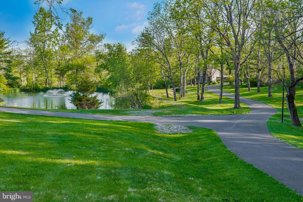 1506 PLEASANT VIEW ROAD