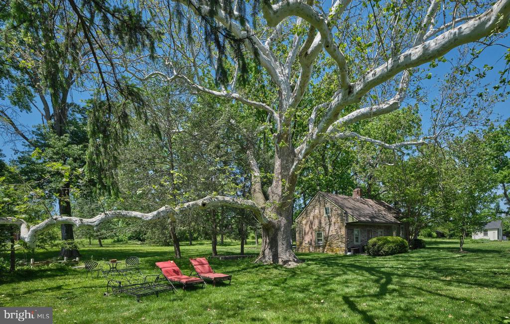4936 CURLY HILL ROAD