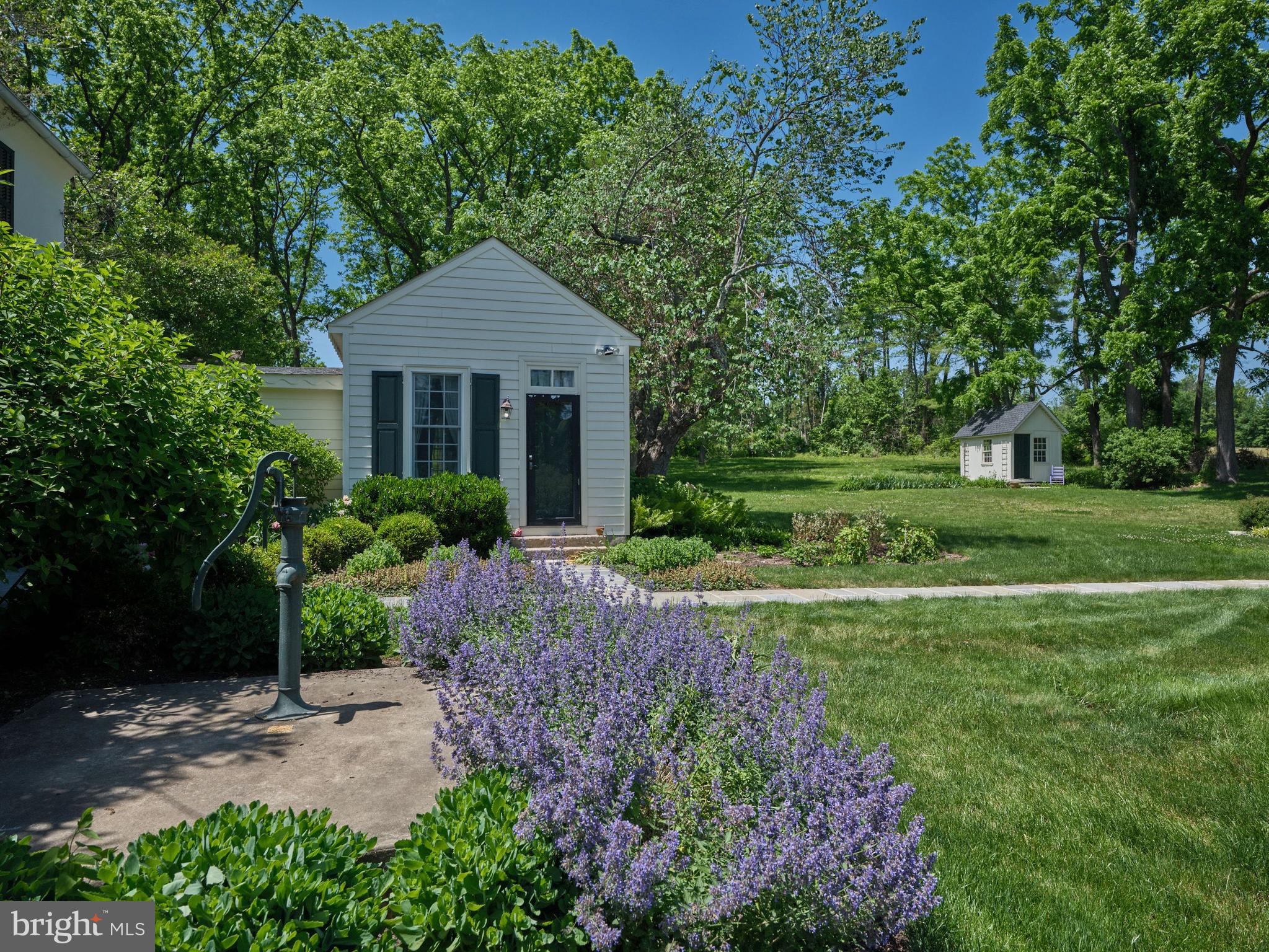 4936 CURLY HILL ROAD