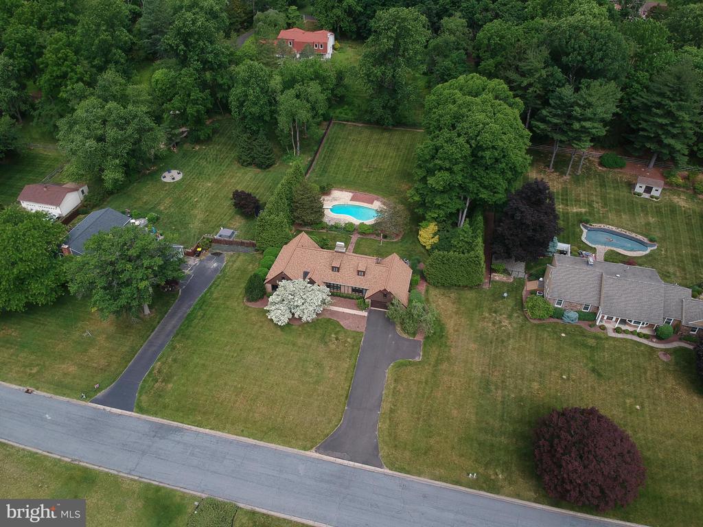 5825 S DEER RUN ROAD
