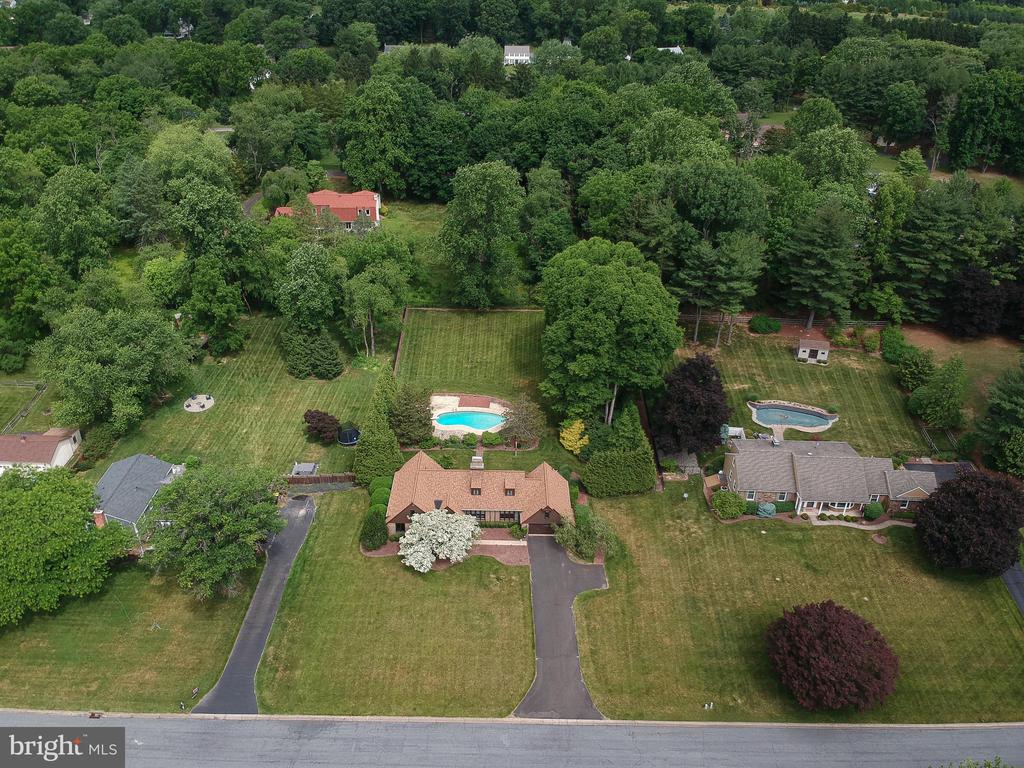 5825 S DEER RUN ROAD