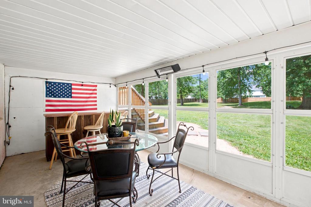 1324 TIMBER LANE