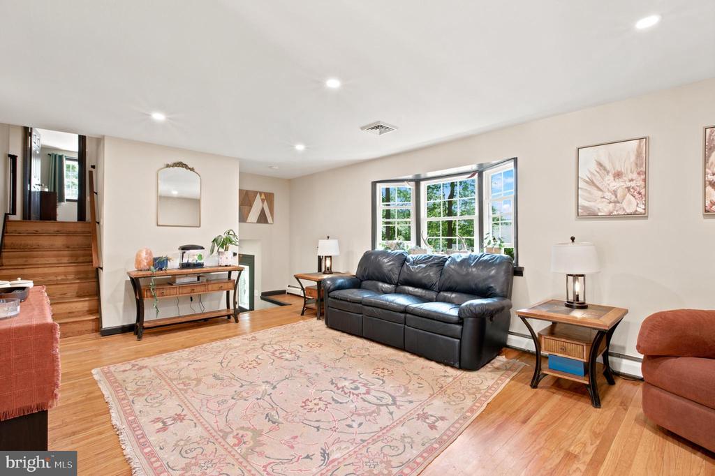 1324 TIMBER LANE