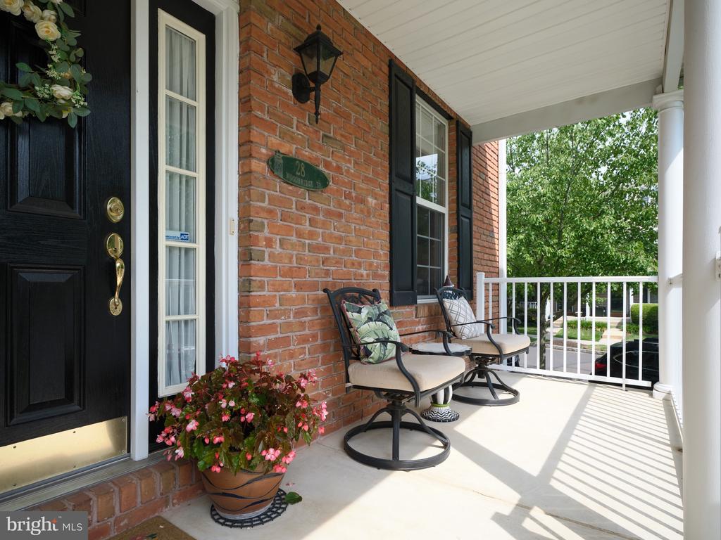 28 WOODBRIDGE DRIVE