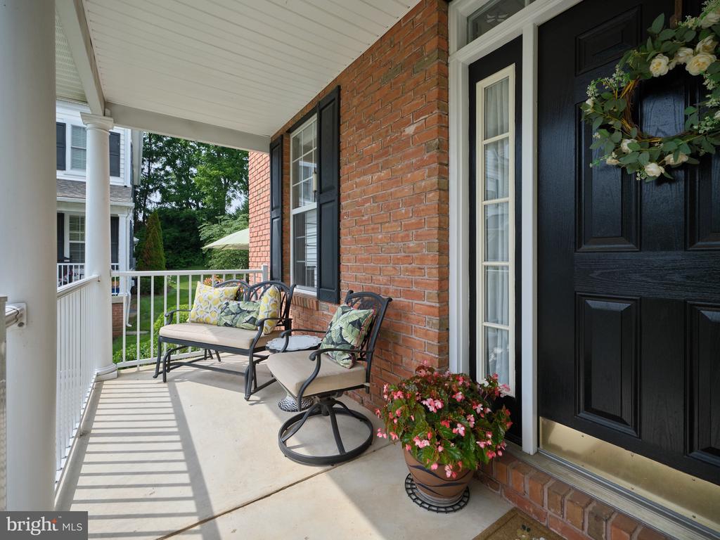 28 WOODBRIDGE DRIVE