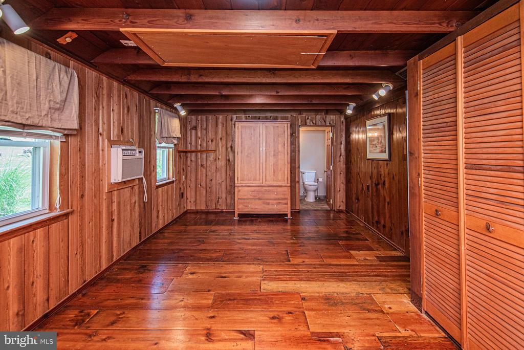 563 E DARK HOLLOW ROAD Unit: 170