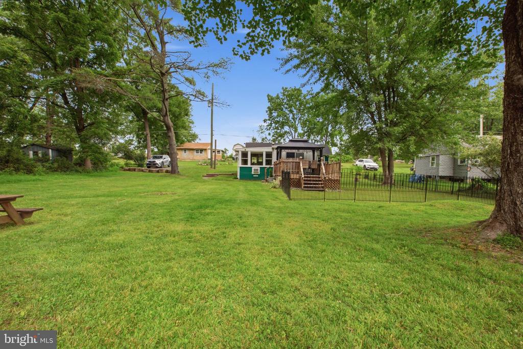563 E DARK HOLLOW ROAD Unit: 170