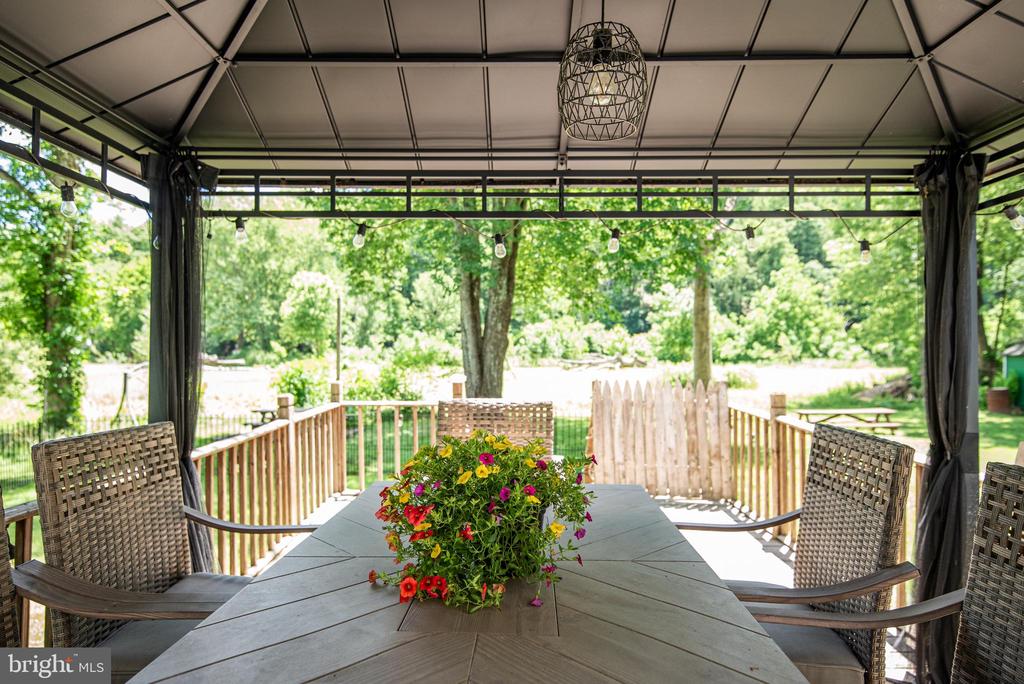 563 E DARK HOLLOW ROAD Unit: 170