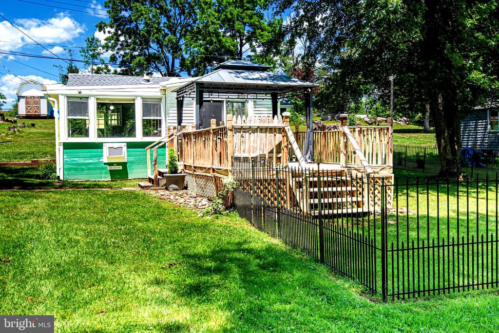 563 E DARK HOLLOW ROAD Unit: 170