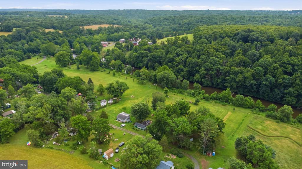 563 E DARK HOLLOW ROAD Unit: 170