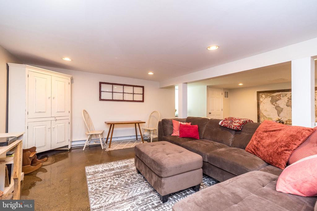 2610 RED GATE DRIVE