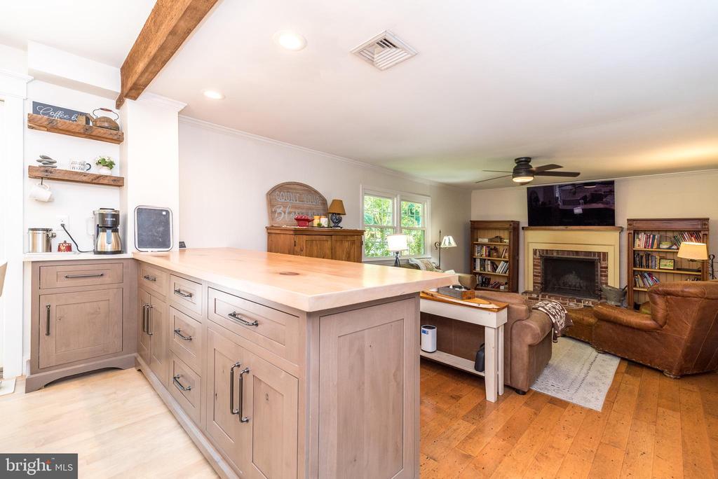 2610 RED GATE DRIVE