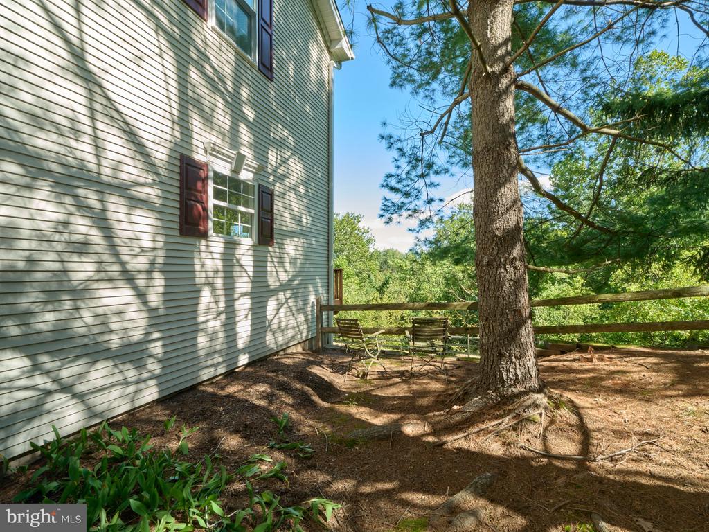 28 HERITAGE HILLS DRIVE