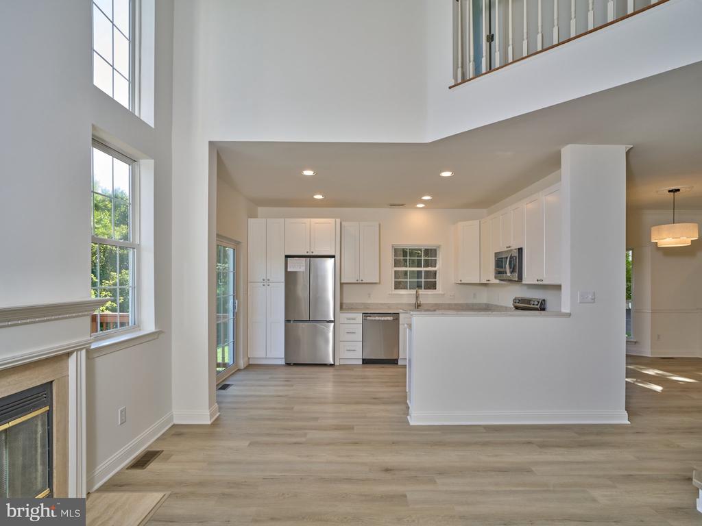 28 HERITAGE HILLS DRIVE
