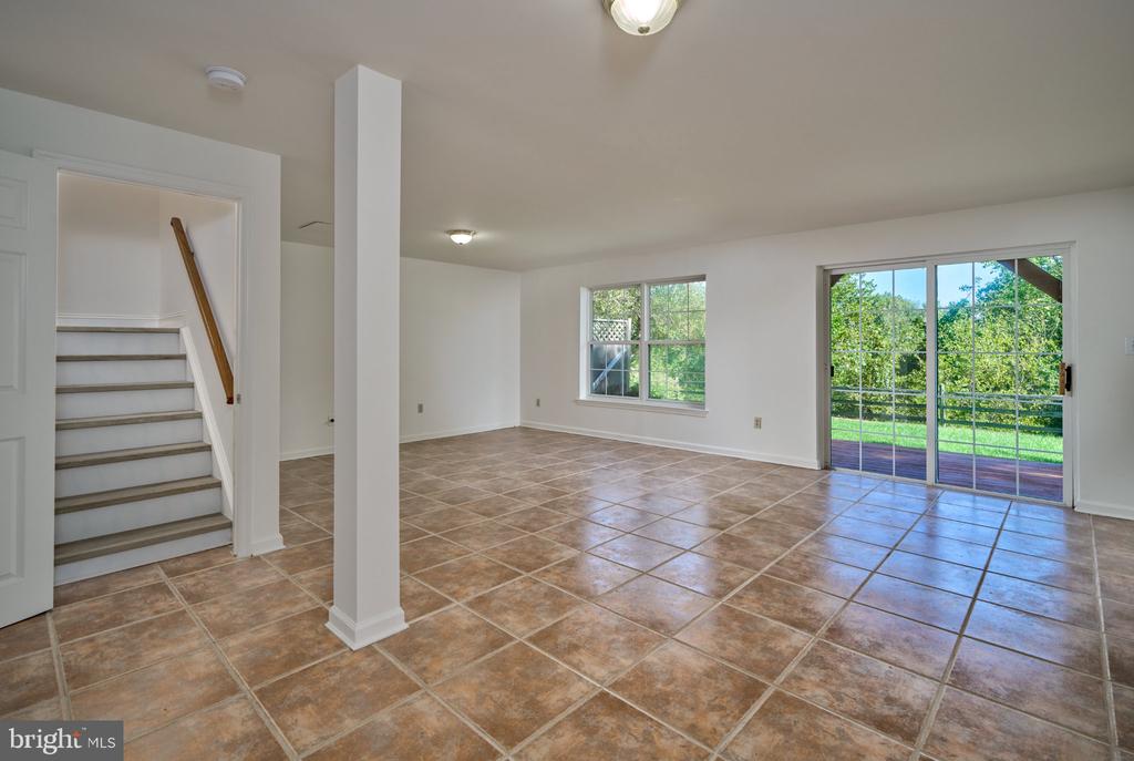 28 HERITAGE HILLS DRIVE