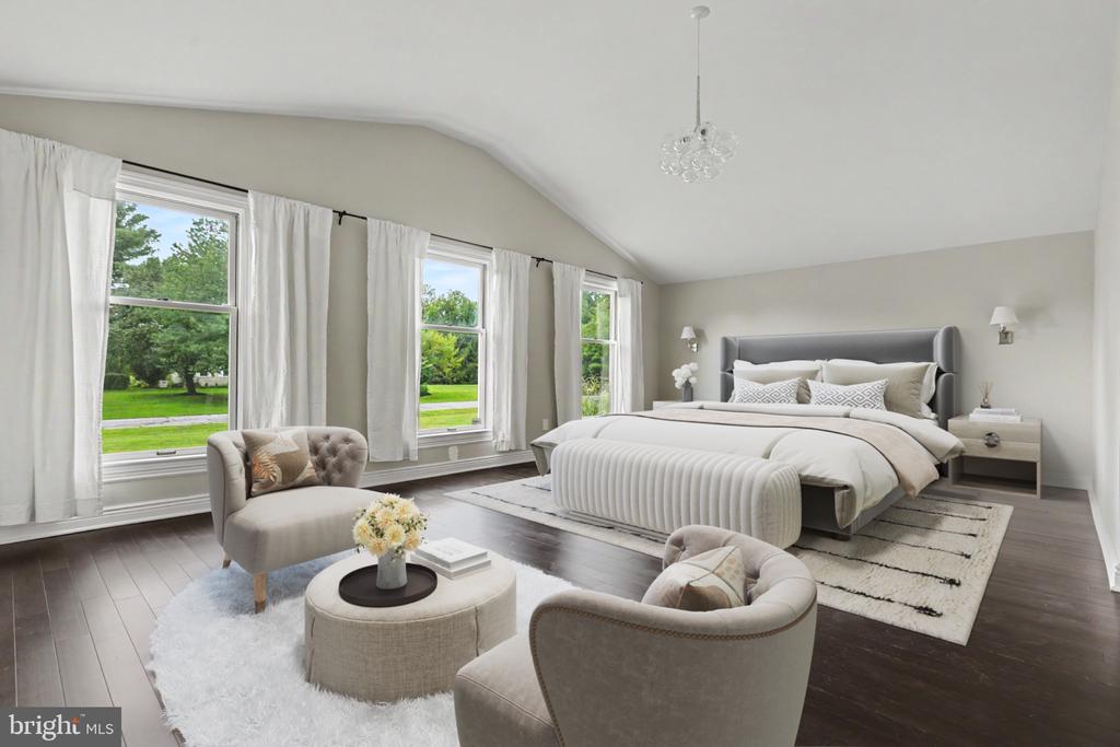 6439 MIDDLETON LANE