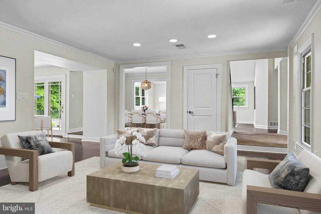 6439 MIDDLETON LANE