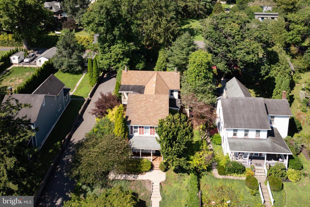 433 EASTON ROAD