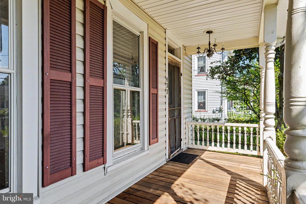 433 EASTON ROAD