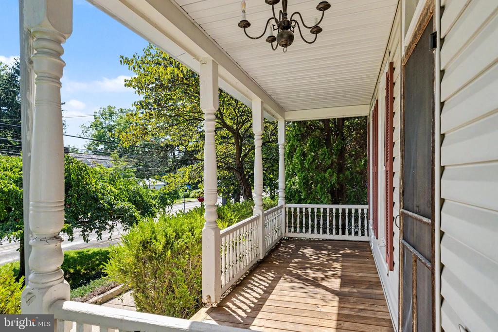 433 EASTON ROAD