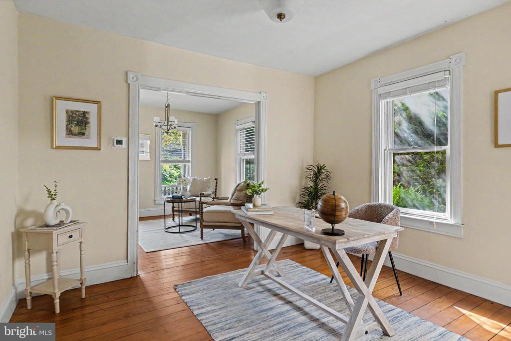 433 EASTON ROAD