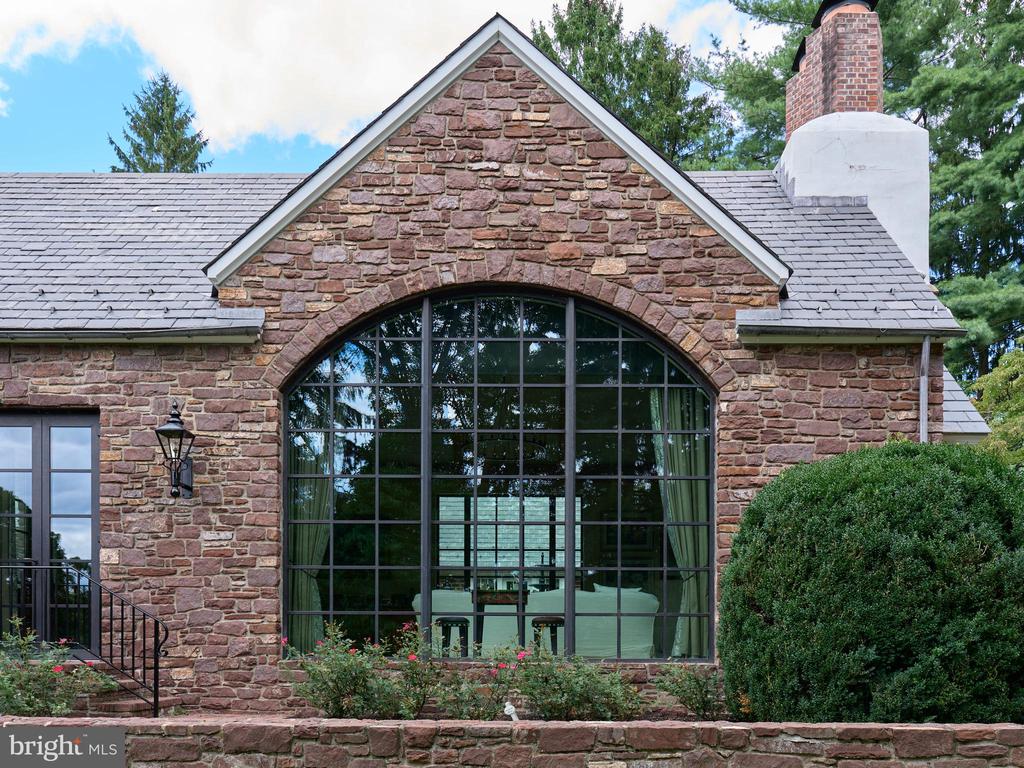 565 KELLERS CHURCH ROAD