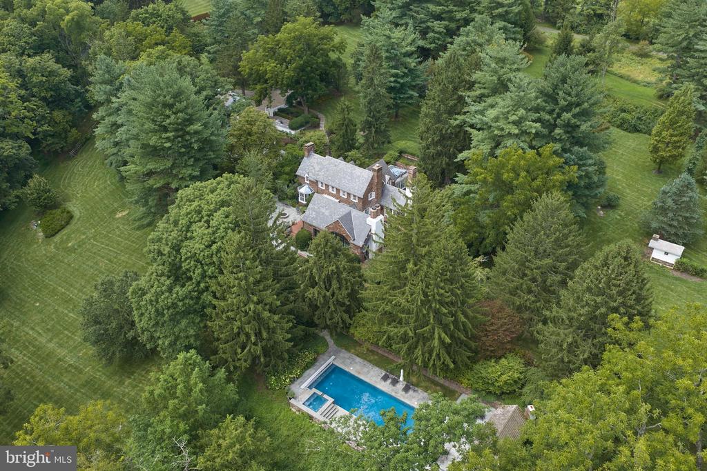 565 KELLERS CHURCH ROAD
