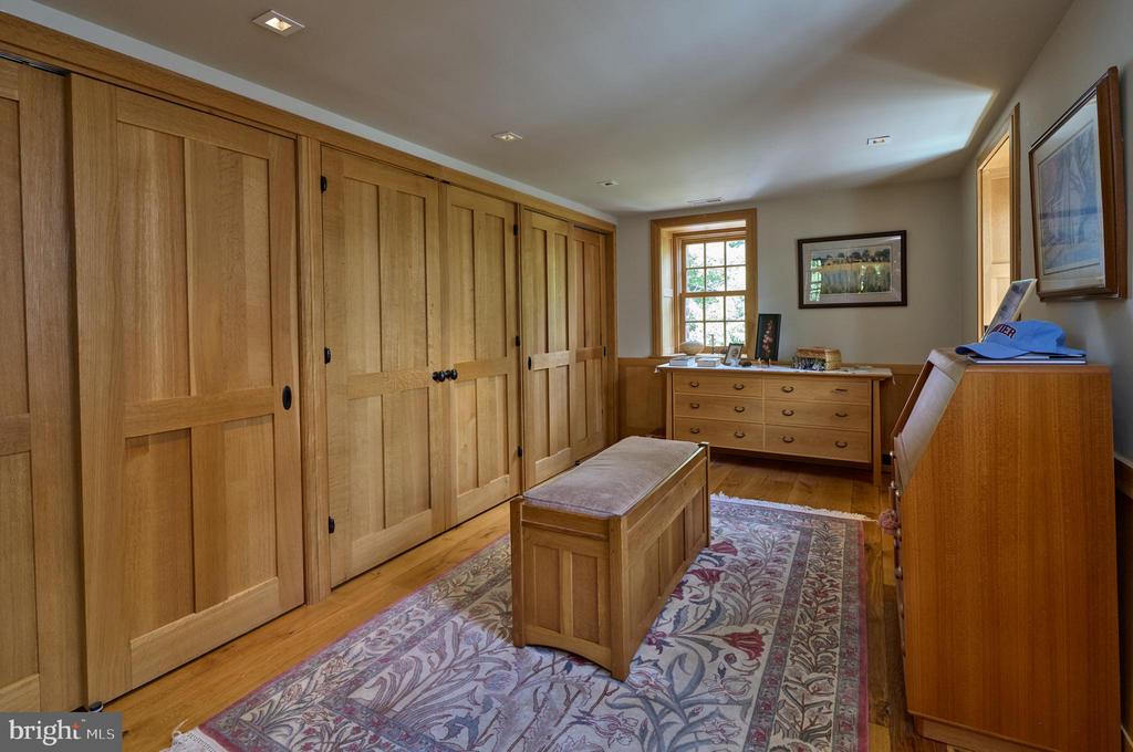 565 KELLERS CHURCH ROAD