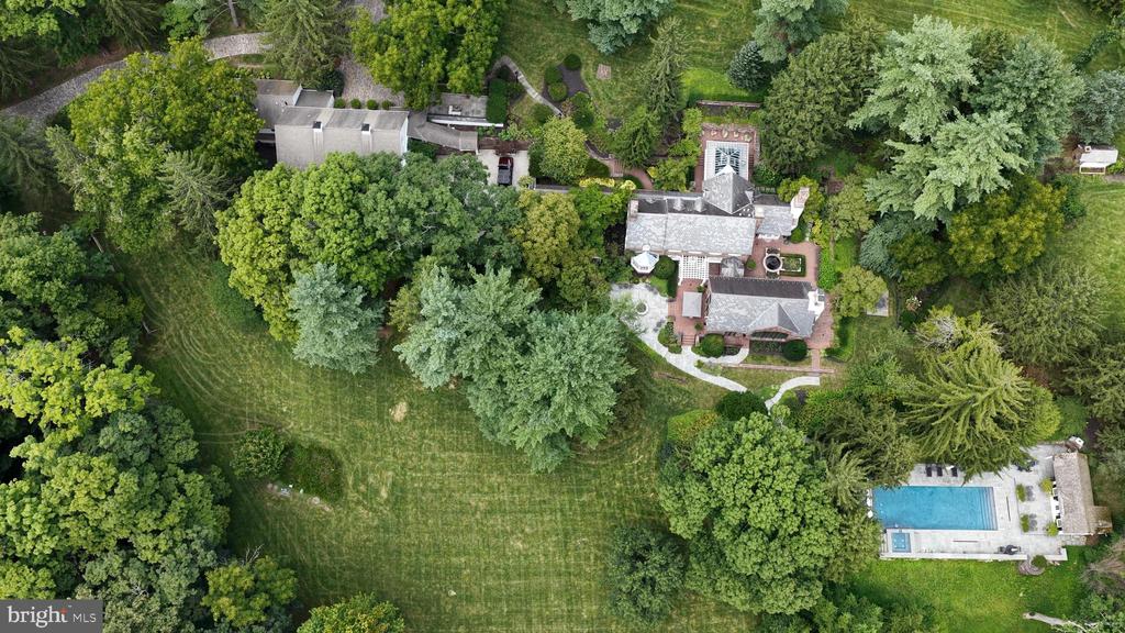 565 KELLERS CHURCH ROAD