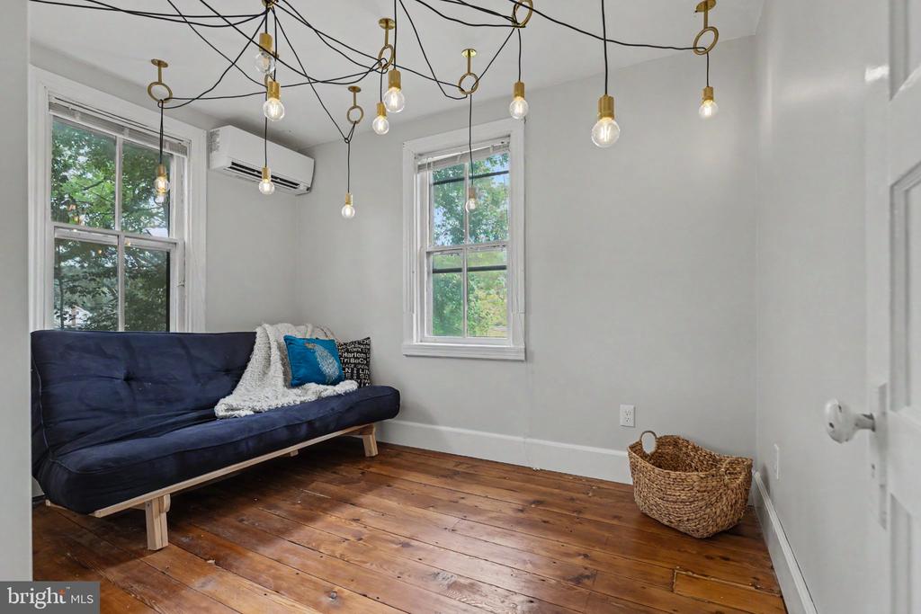 507 EASTON ROAD