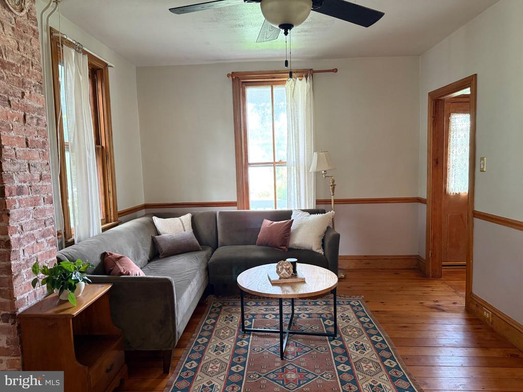 507 EASTON ROAD
