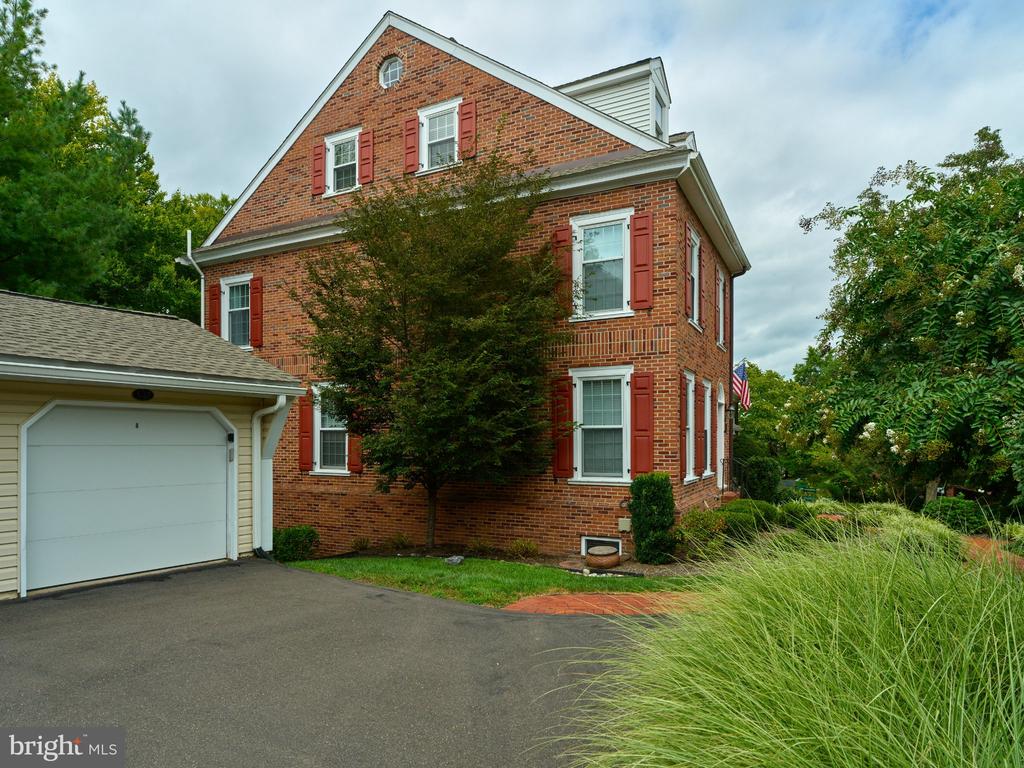 27 SENTINEL ROAD Unit: 139
