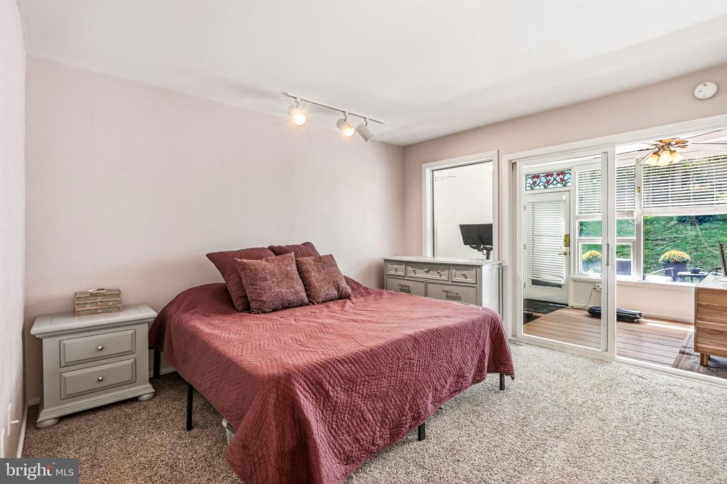 26A RIVERHILL